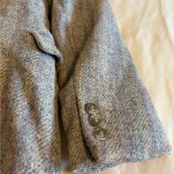 Women's Classic Gray Blazer - Picture 9 of 10